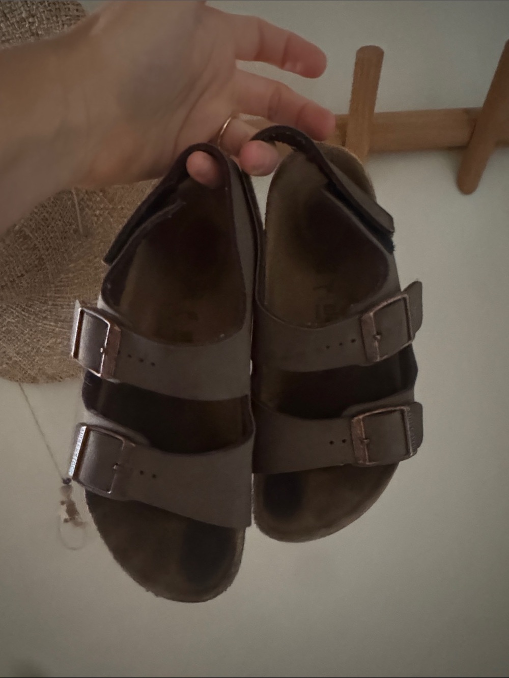 Kids Birkenstock sandals, brown size 32